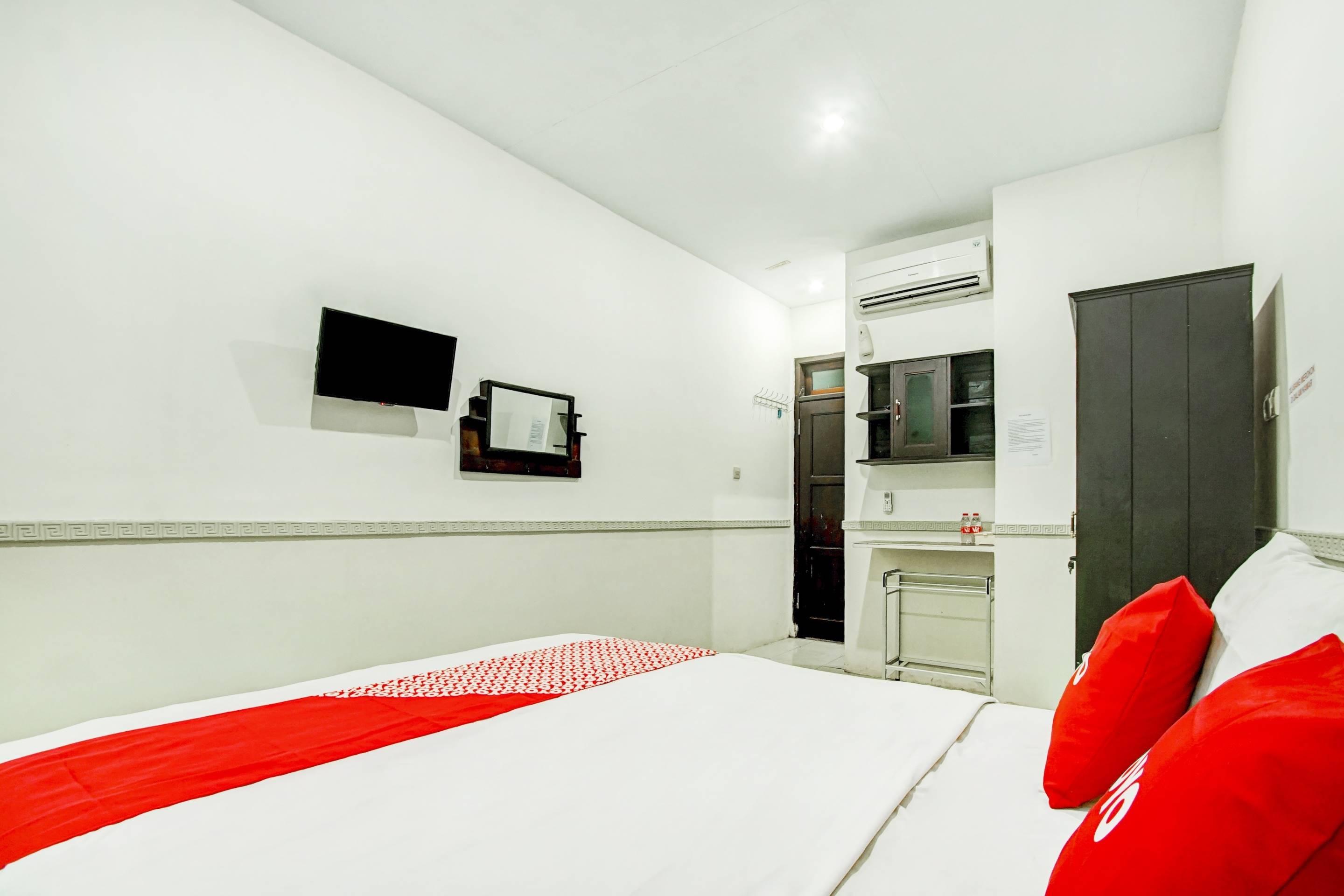 Reddoorz Near Stasiun Malang Kota Lama 2 Ngoại thất bức ảnh